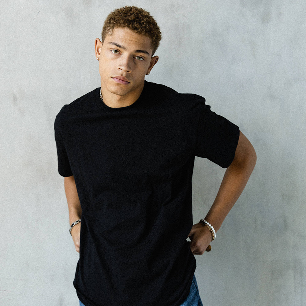 Iconic Essential Tee-Shirt Black Front